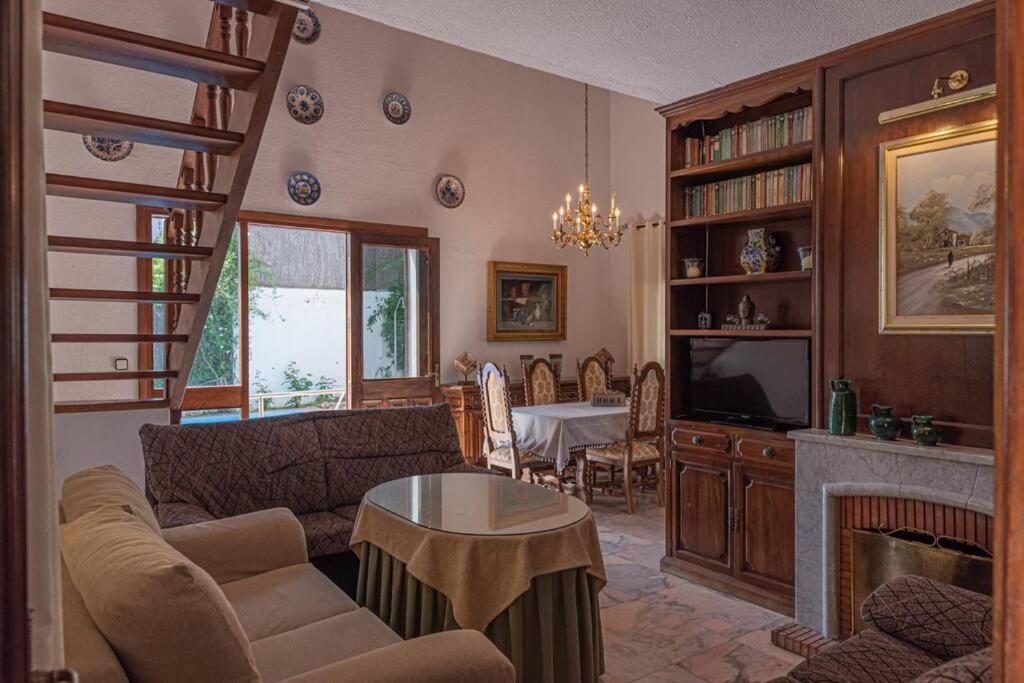 Casa La Albaida, Estacion De Кортес-де-ла-Фронтера Экстерьер фото